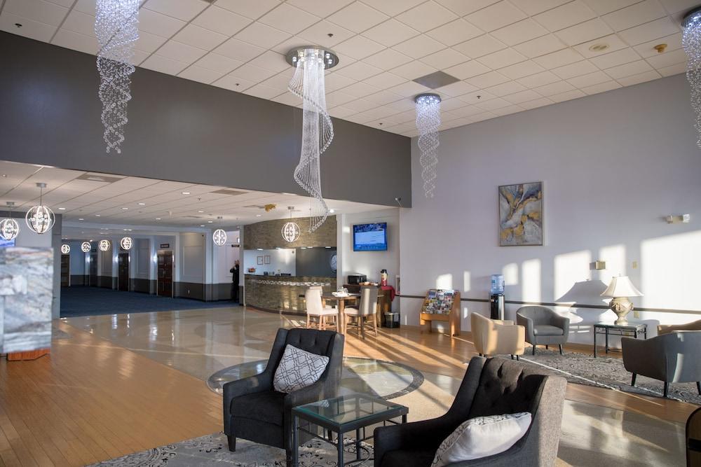 Ramada By Wyndham Cedar Rapids Hotel Ngoại thất bức ảnh